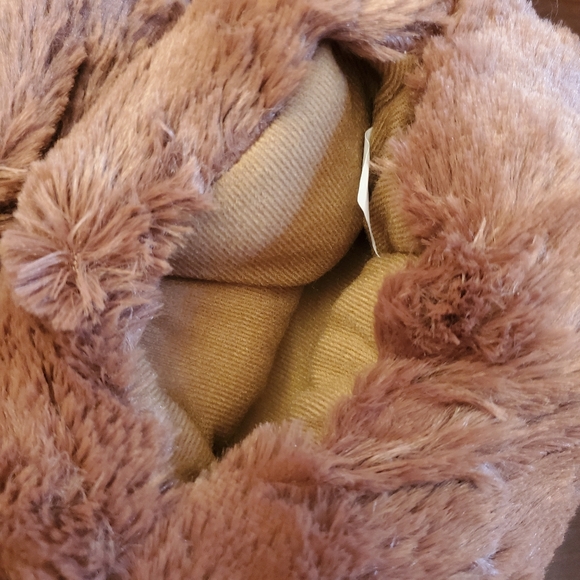 Lazy Paws Adult Sized Animal Slippers - Picture 10 of 10